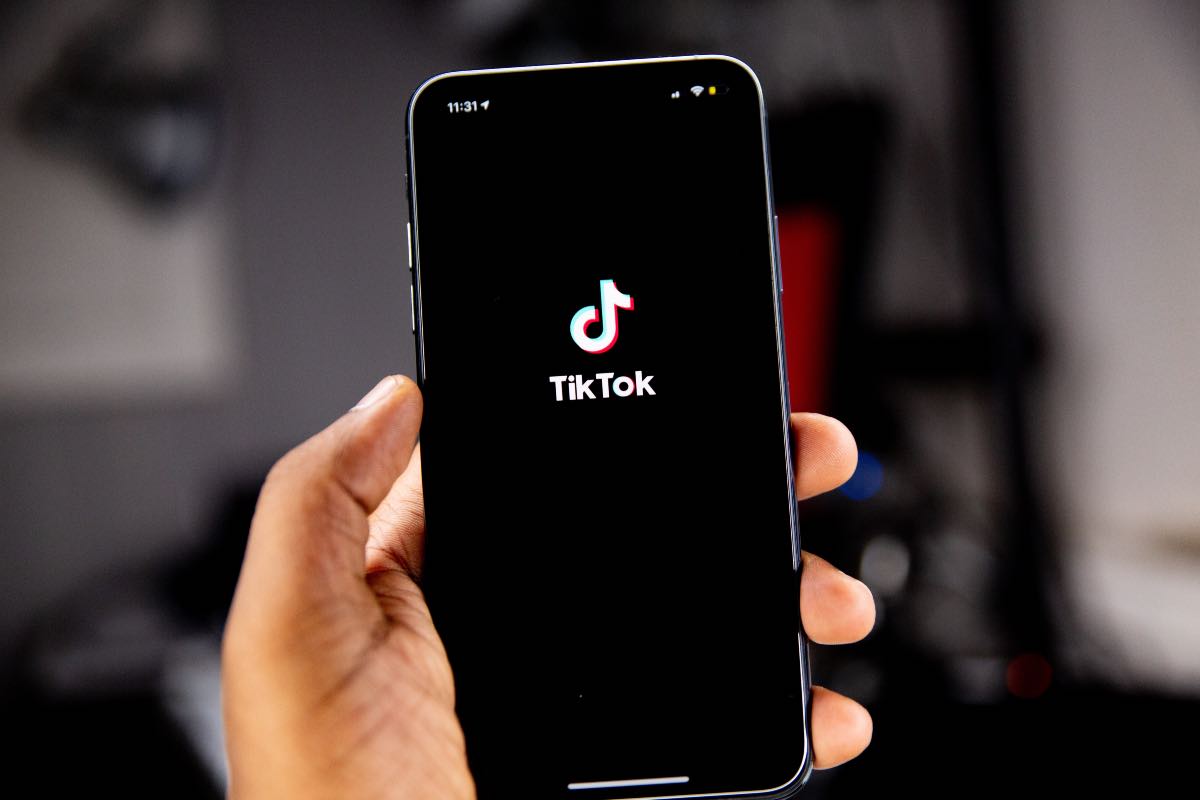 Questa challenge su TikTok è molto pericolosa