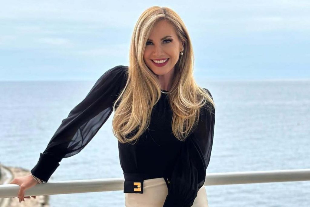 Federica Panicucci improvvisamente cambia tutto