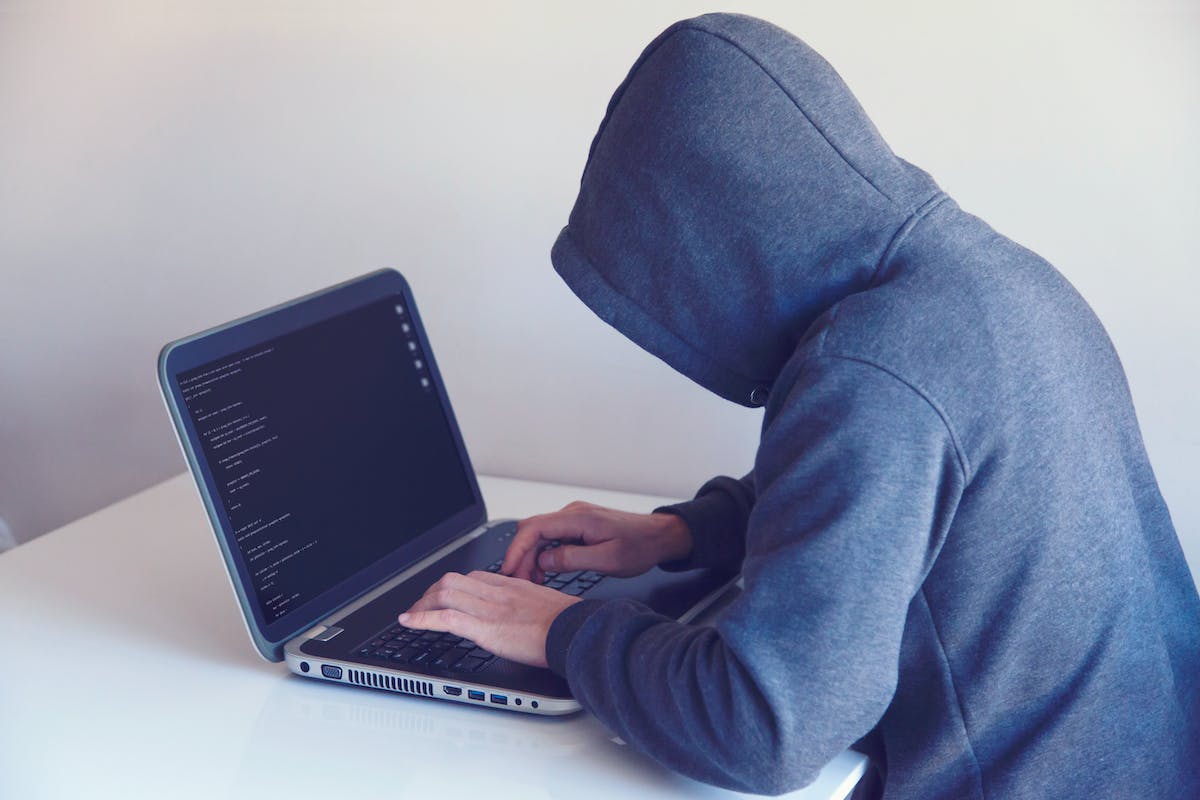 Allarme account hackerati